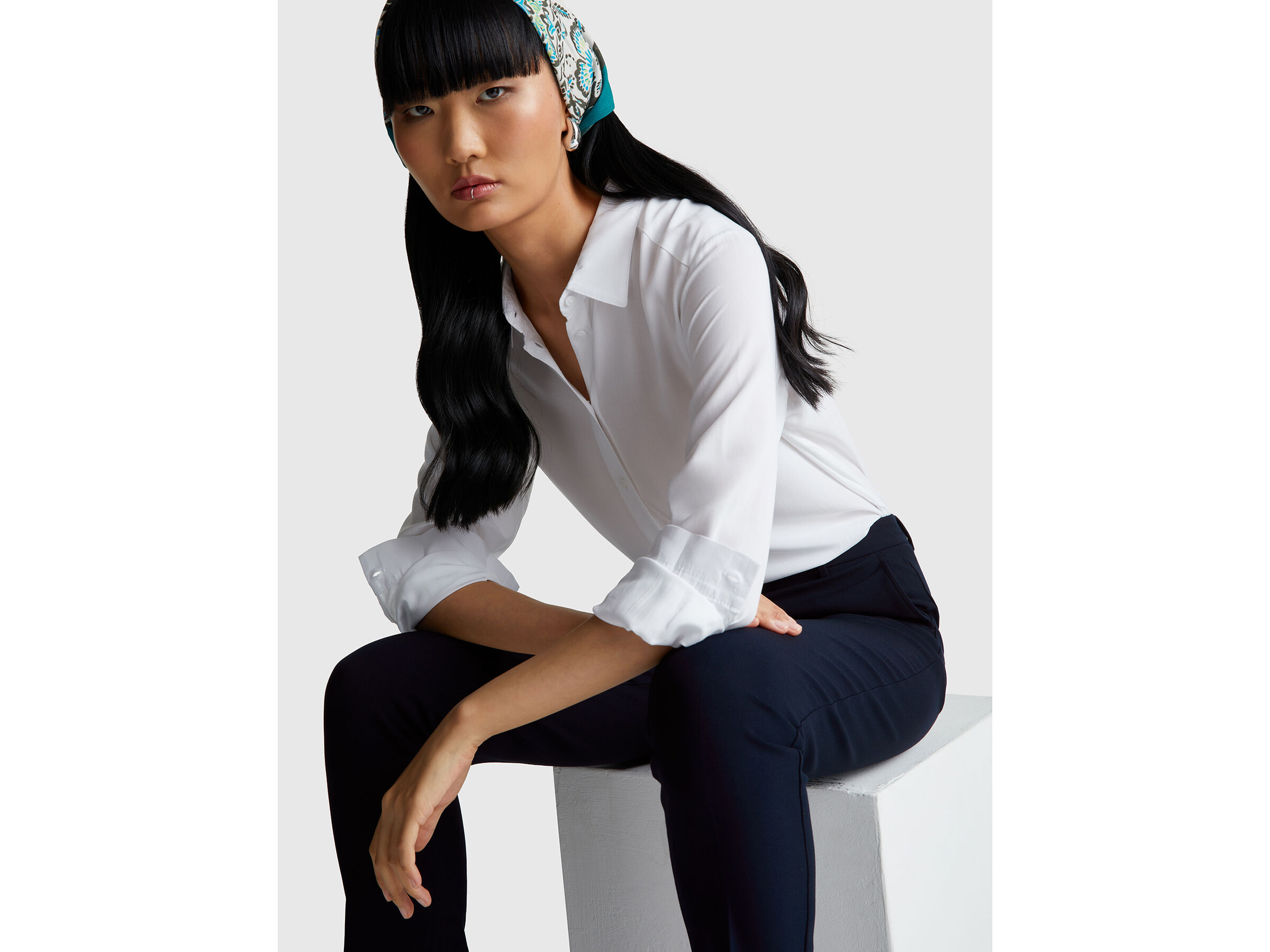 TROUSERS Women image number 3